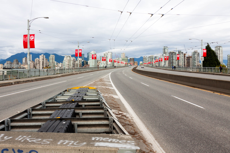 Illustration for article titled Pics from the (Bridge)side: 2016-10-23 Over Granville Street Bridge